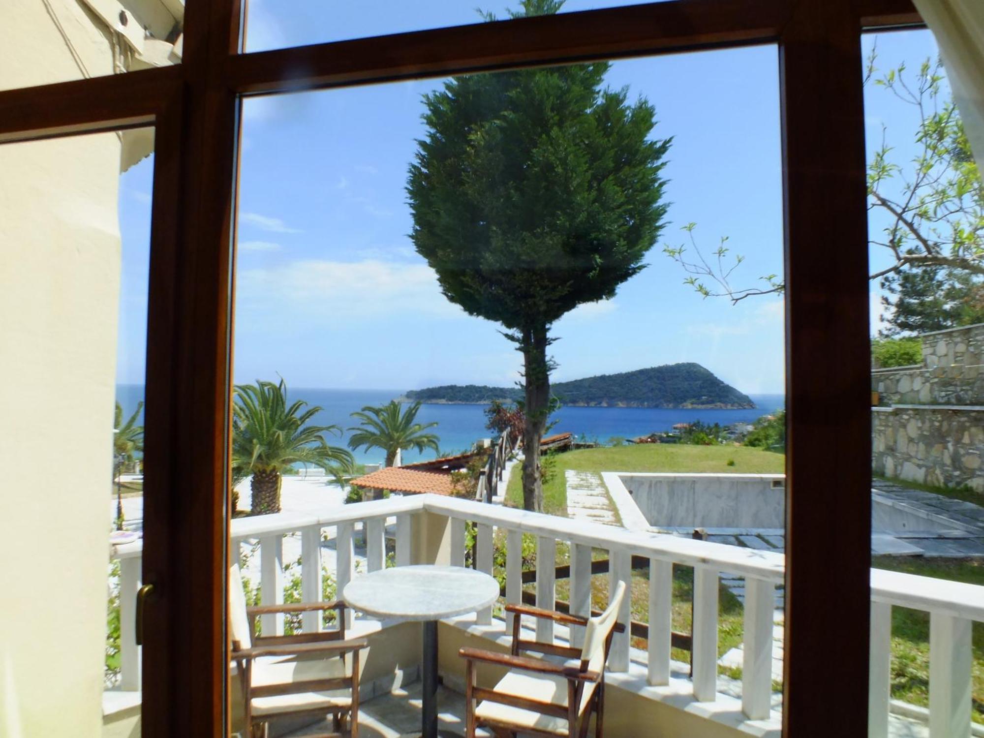 Kinira Beach Hotel Camera foto