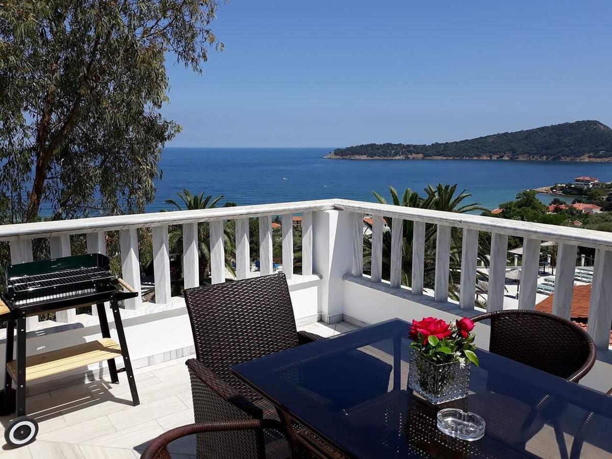 Kinira Beach Hotel Esterno foto